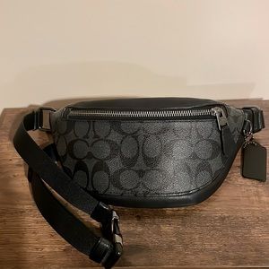 COACH Warren Belt Bag In Signature Canvas